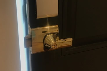 Burglary repair by Whitechapel locksmith